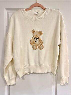 Le Lis Cream Knit Crewneck Sweater with Teddy Motif